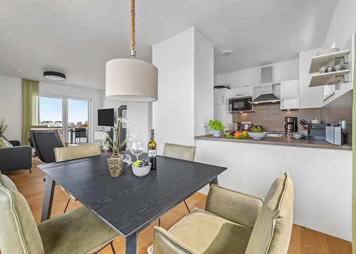 Ocean Harbour- 2 Og, Balkon, Kamin Apartamento